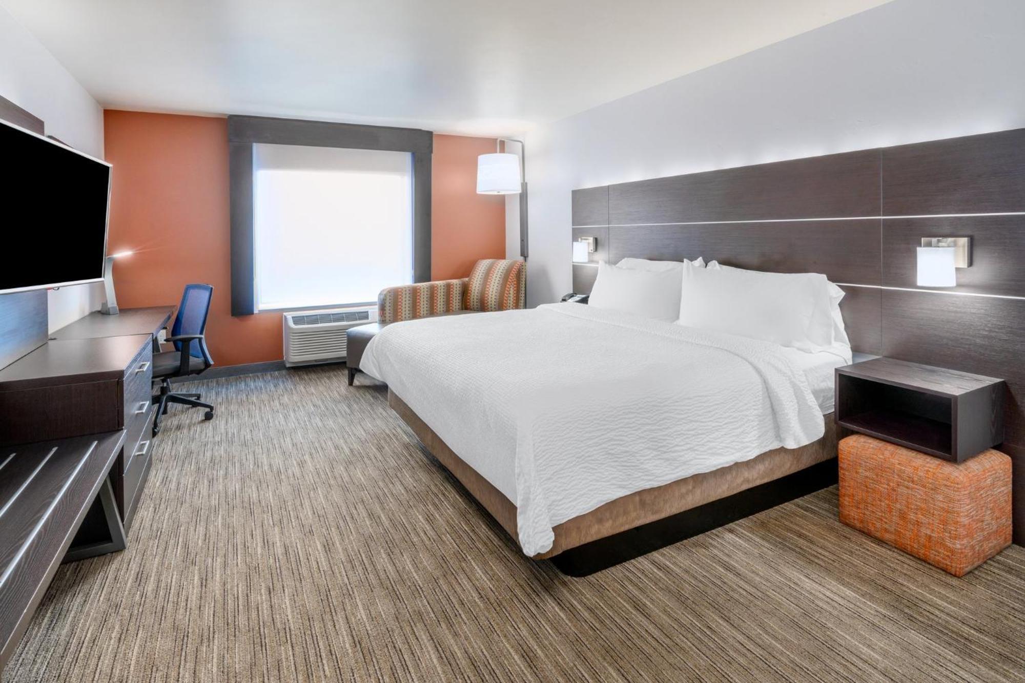 Holiday Inn Express & Suites - Colorado Springs Afa Northgate By Ihg Bagian luar foto