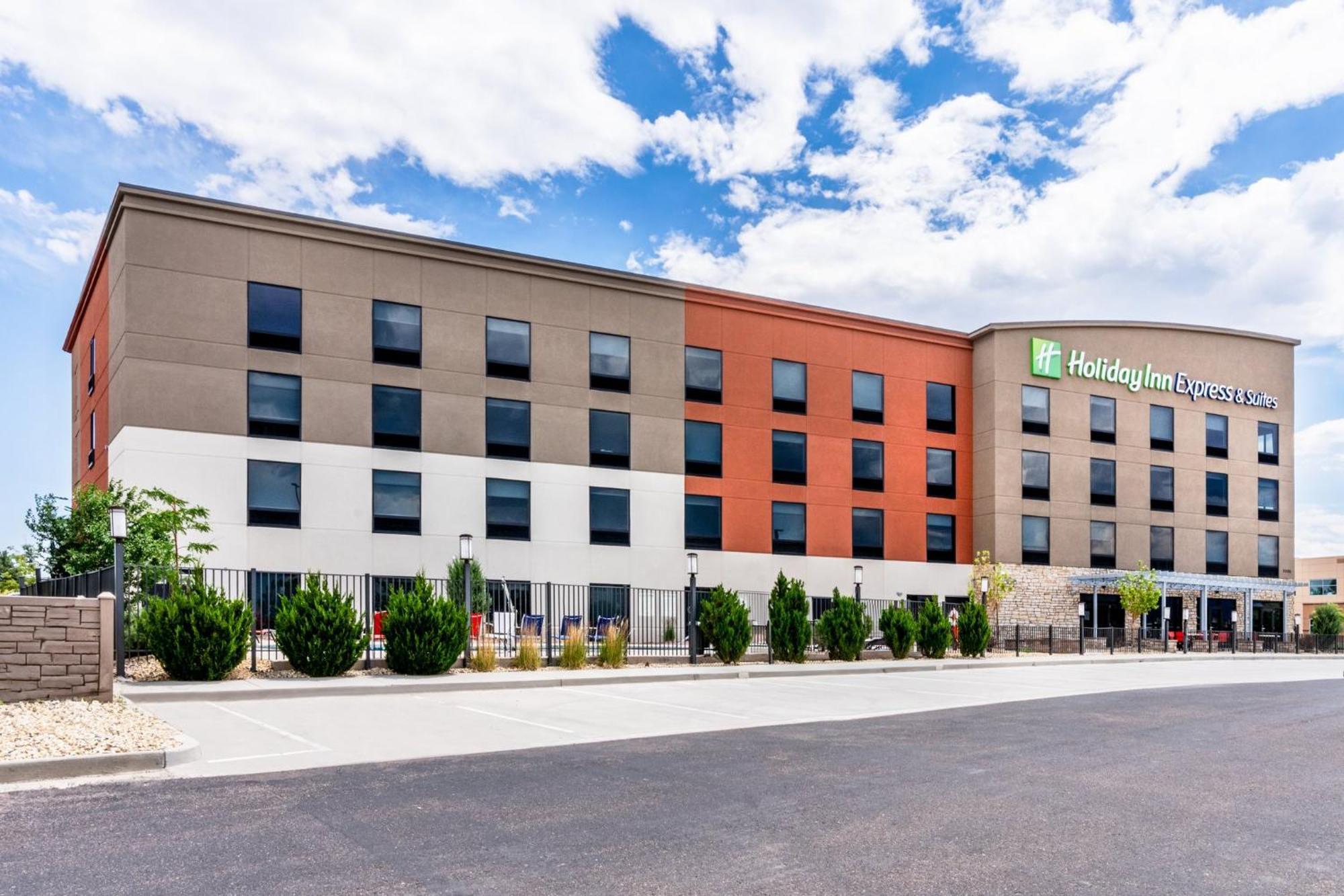 Holiday Inn Express & Suites - Colorado Springs Afa Northgate By Ihg Bagian luar foto