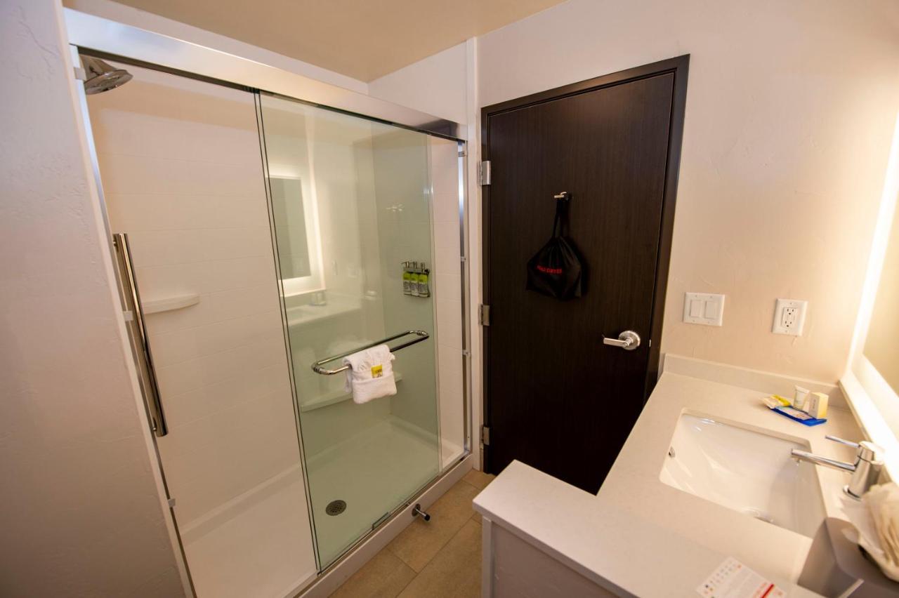 Holiday Inn Express & Suites - Colorado Springs Afa Northgate By Ihg Ruang foto